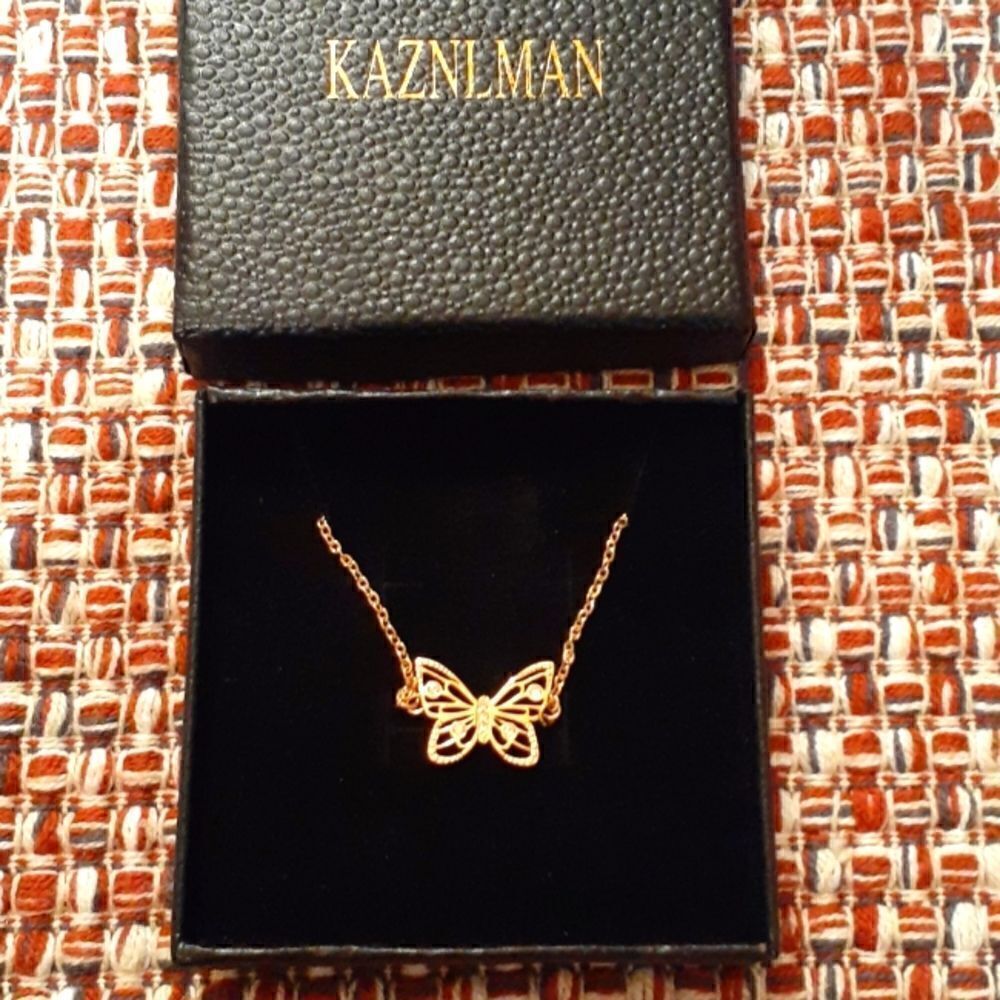 18K‎ Gold Plated Titanium Steel Butterfly Bracelet Women's New In Box